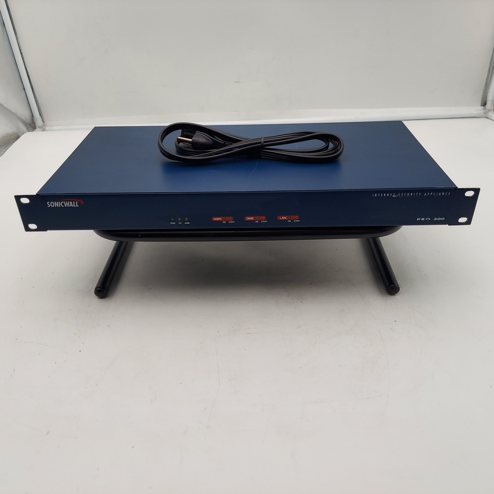 SonicWALL PRO 300 3 x 10/100 RJ45 Ports Network Security Appliance Firewall
