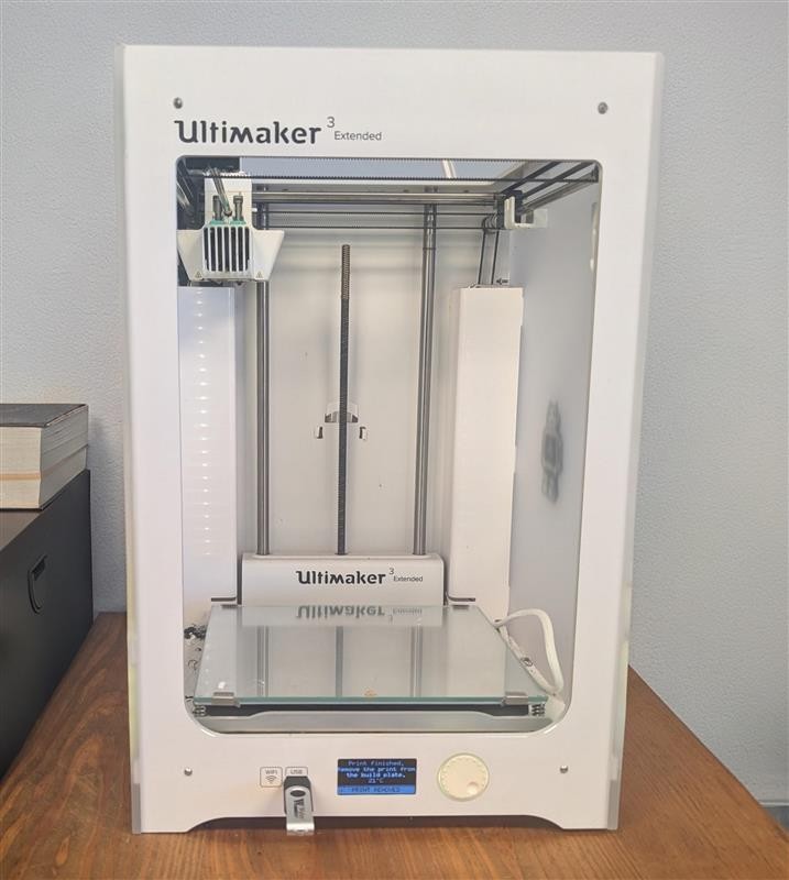 UltiMaker 3 Extended Professional Dual Extrusion 3D Printer