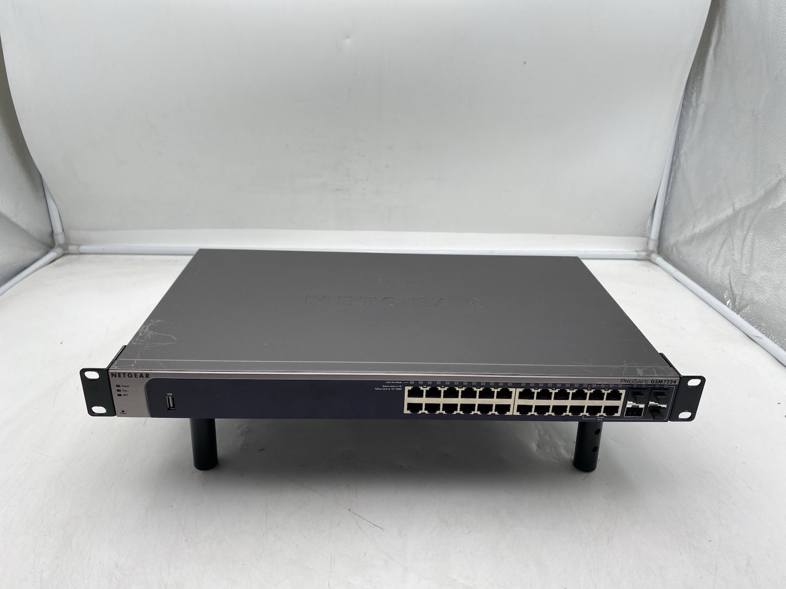NETGEAR GSM7224v2 ProSafe 24-Port 24G L2 Managed Gigabit Network Switch