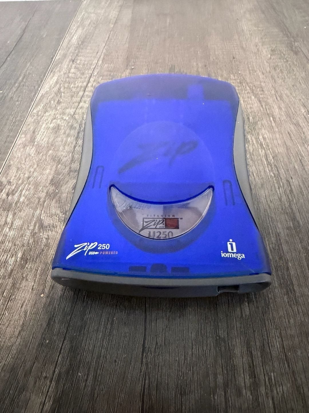 Iomega Zip 250 External USB Disk Drive Z250USBPCMBP