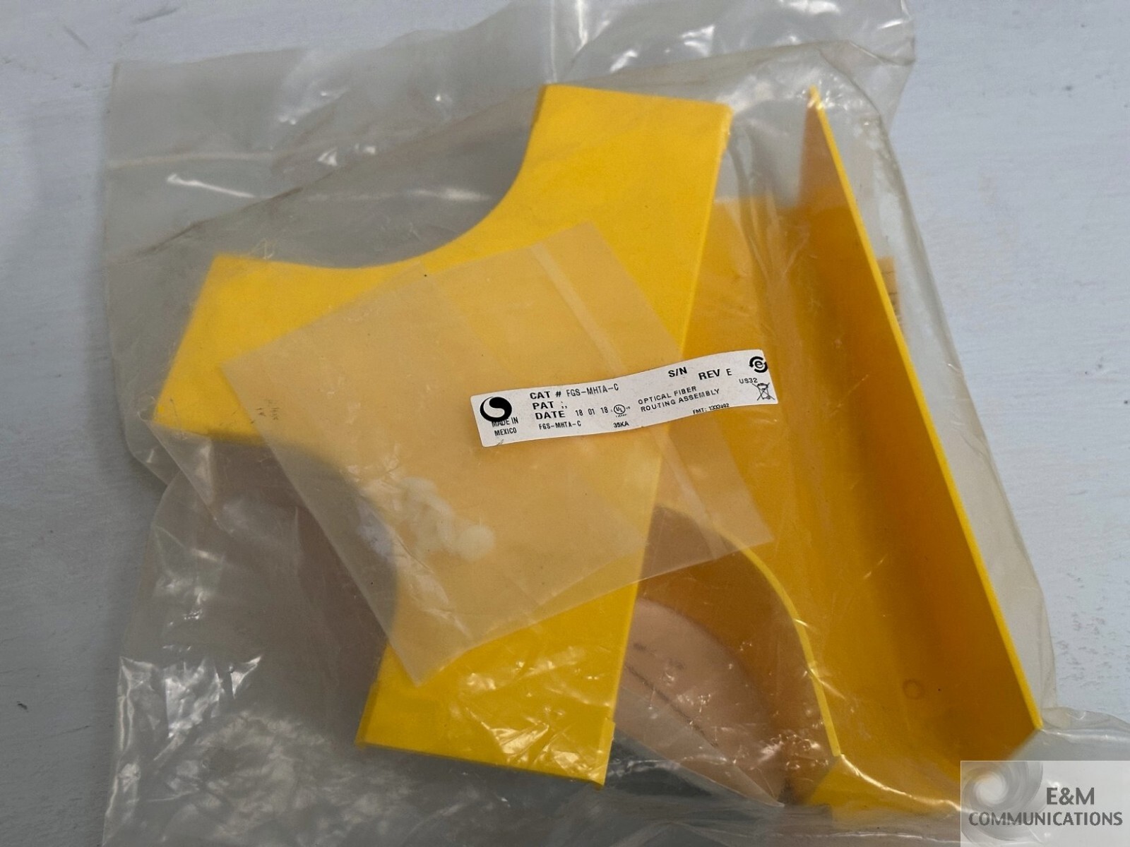 NEW FGS-MHTA-C ADC COMMSCOPE FIBERGUIDE 2 INCH HORIZONTAL T WITH COVER