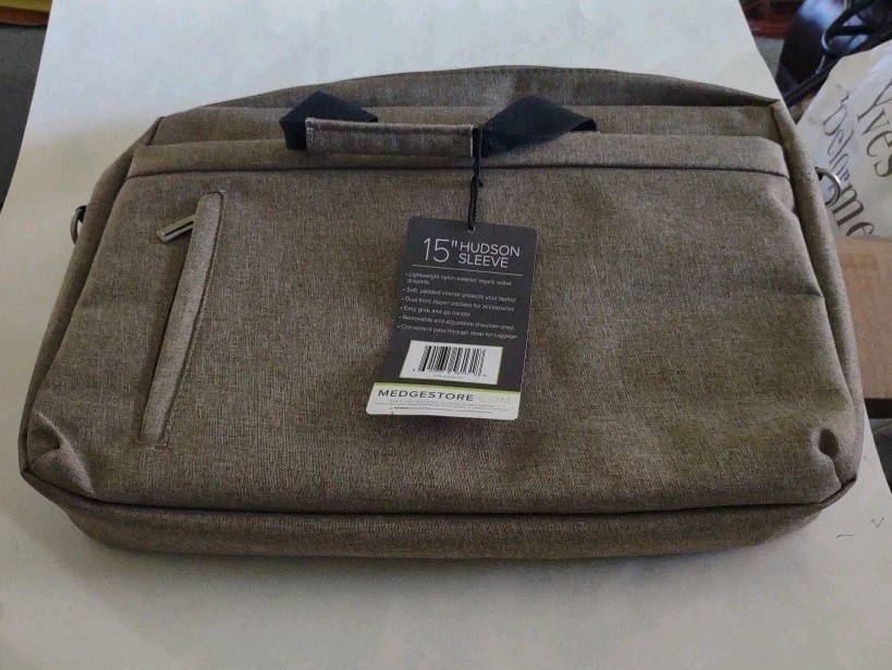 M.EDGE 15" LAPTOP BAG NEW With Tag