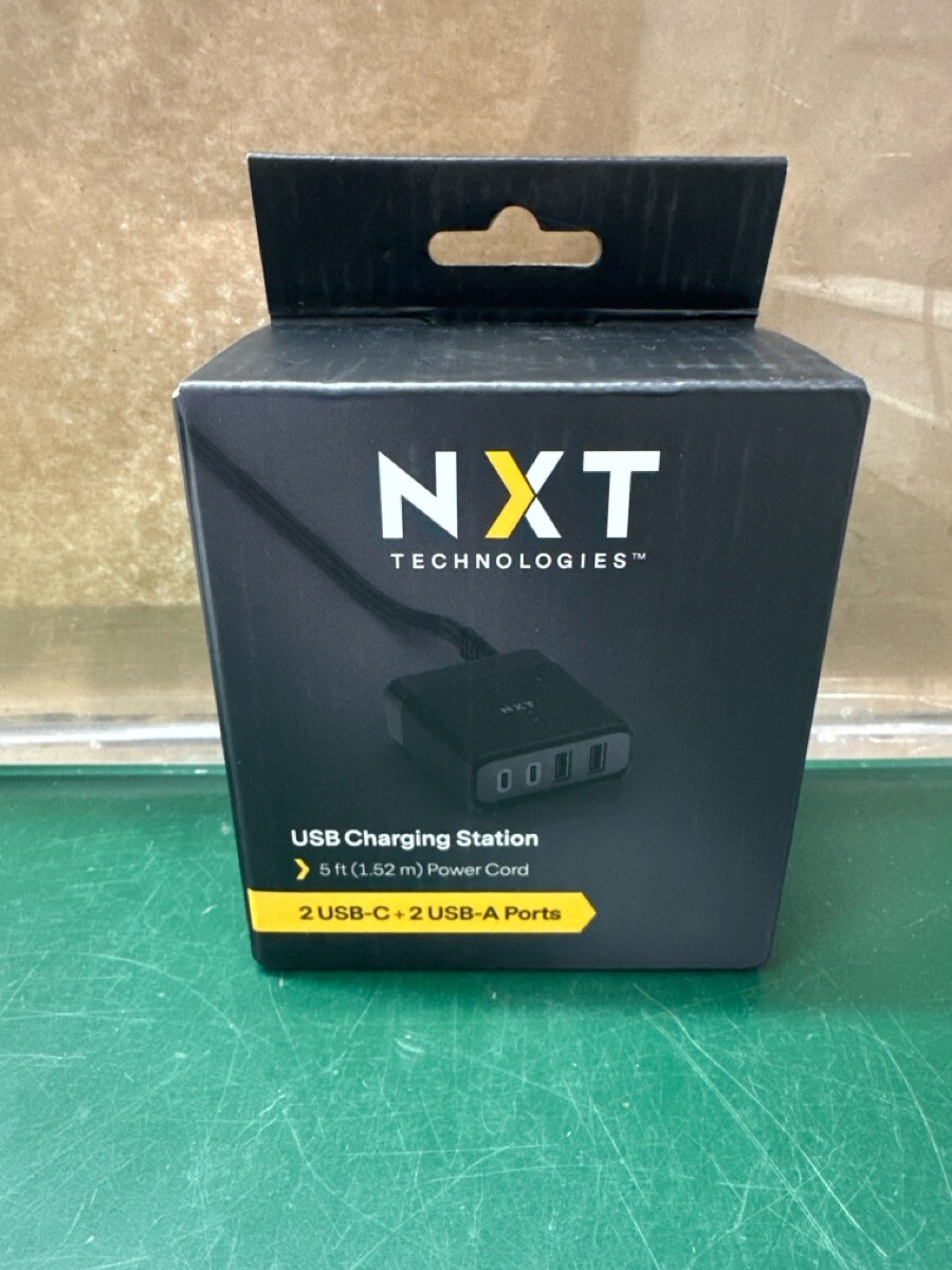 NXT Technologies NX61429 USB Charging Station (2 USB-C + 2 USB-A) (E10040989)