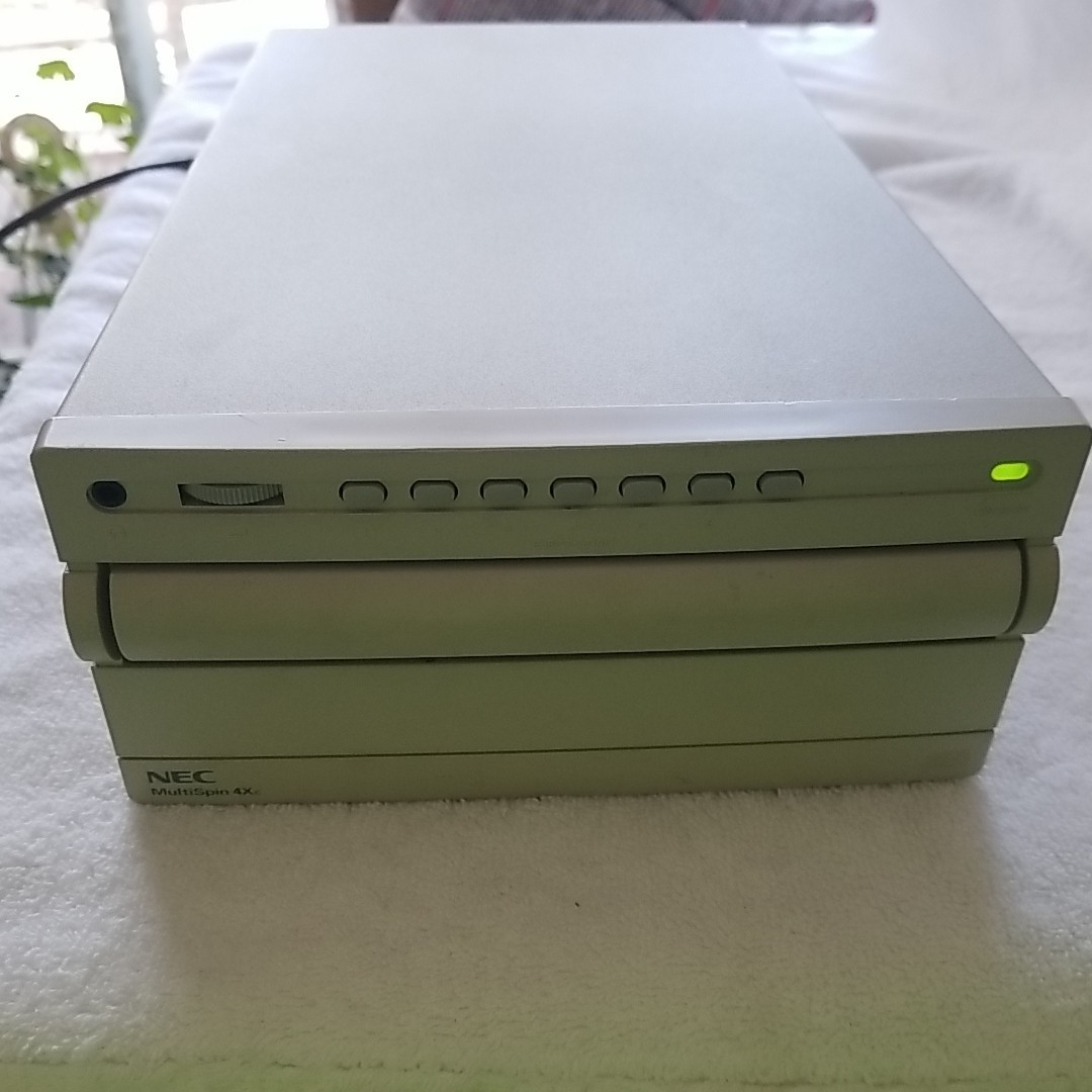 Vintage NEC MultiSpin 4Xc 4X SCSI 7 CD Changer CDR-C302 External Powers On Works