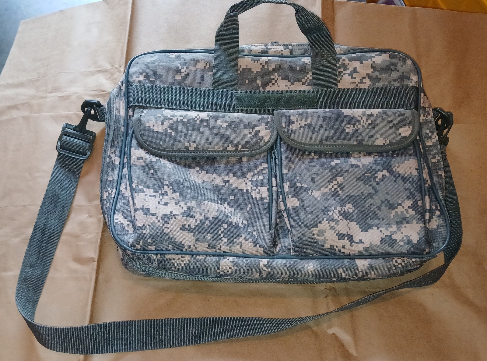 ARMY Flying Circle Tactical Camo 15" Laptop Messenger Bag Shoulder Strap
