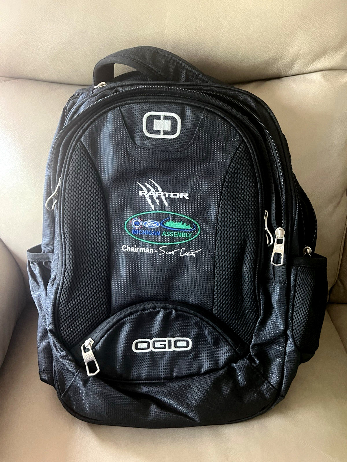RARE OGIO Ford Motor Co RAPTOR Black Bullion Commuter Laptop BACKPACK NWOT MICH