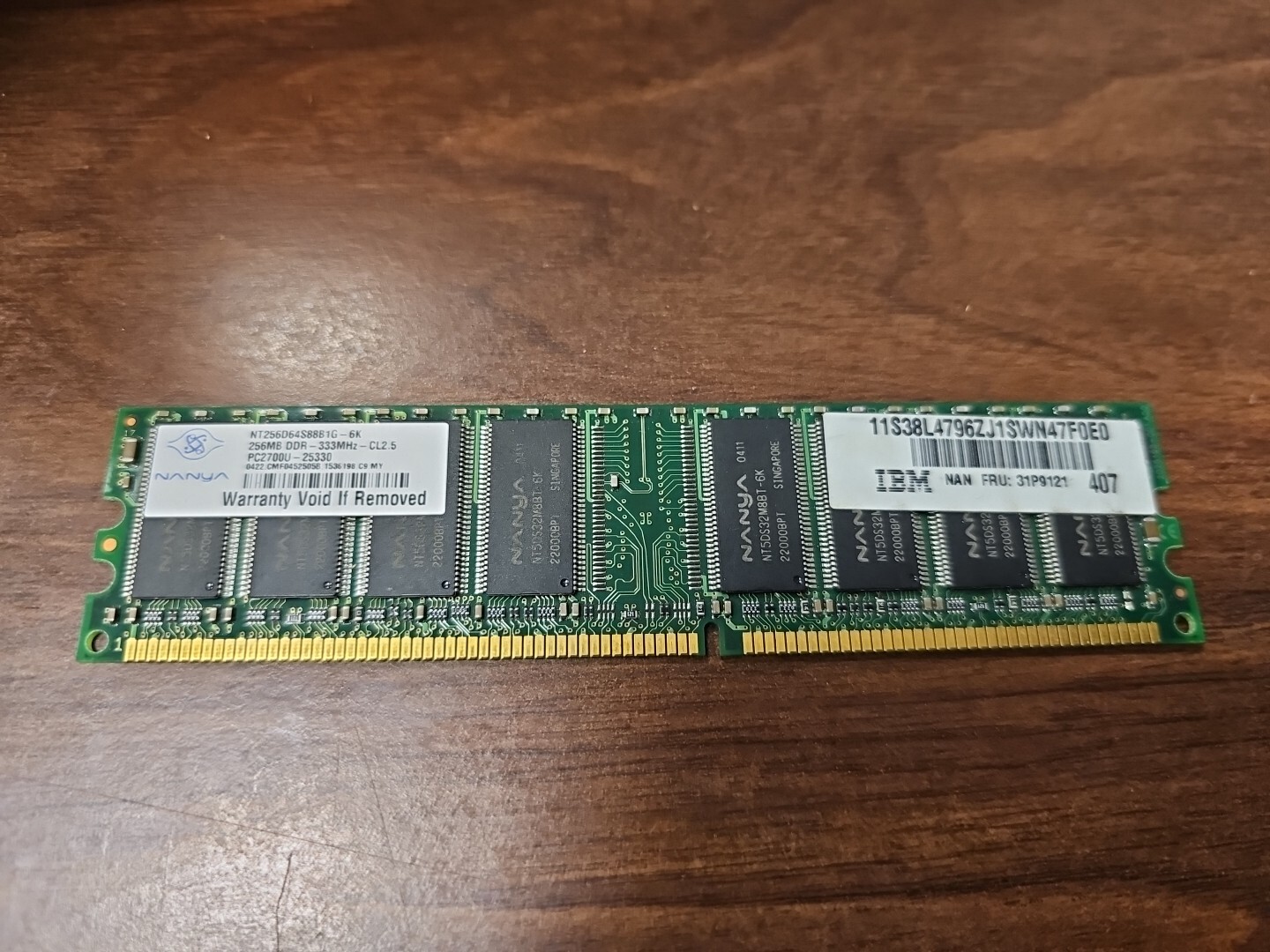 256MB DDR RAM 184-pin PC-2700U Non-ECC 184pin CL 2.5 'Nanya NT256D64S88B1G-6K'