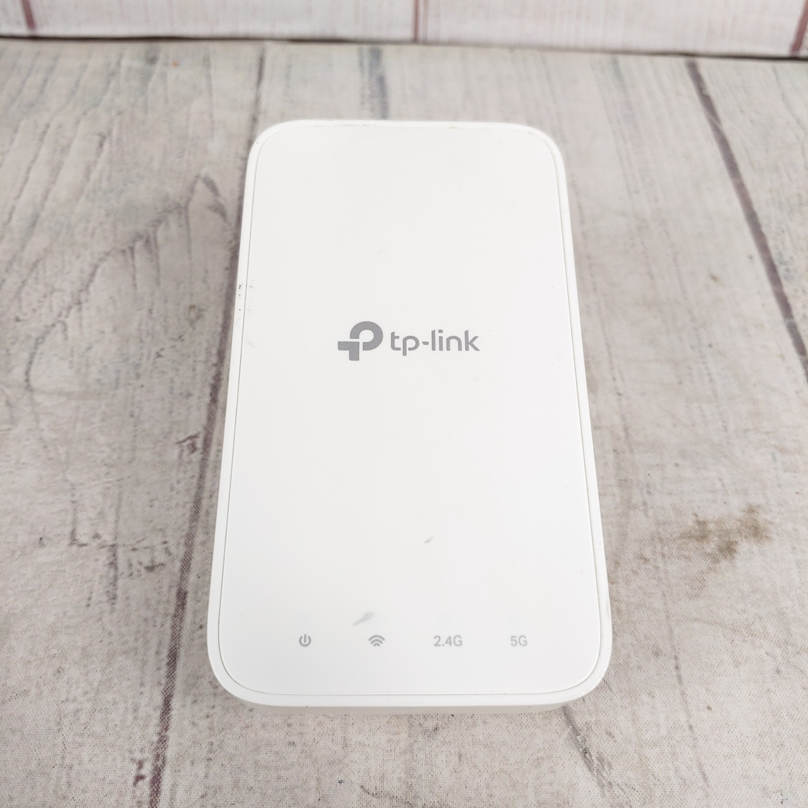 TP-Link RE300 AC1200 Wi-Fi Range Extender Wireless Signal Booster White TESTED 
