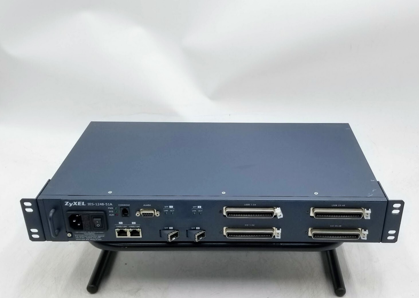 ZyXEL IES-1248-51A Switch