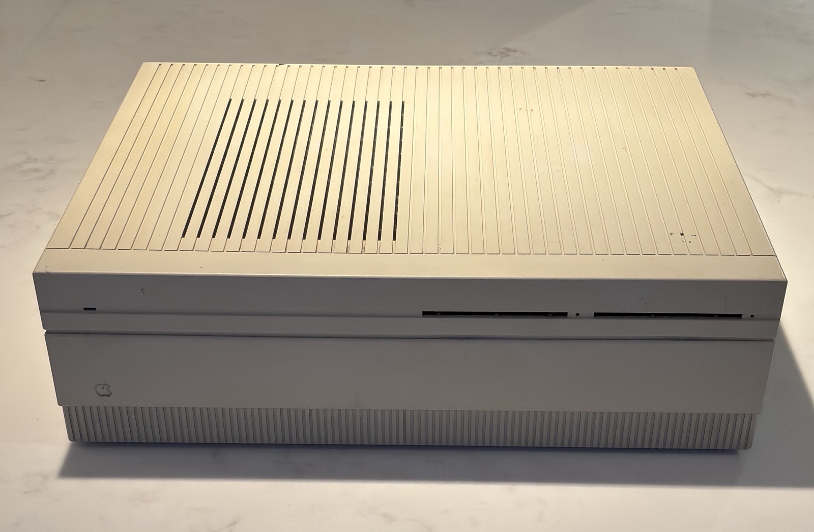 Vintage APPLE MACINTOSH II Desktop PC EMPTY CASE & Power Supply Only UNTESTED