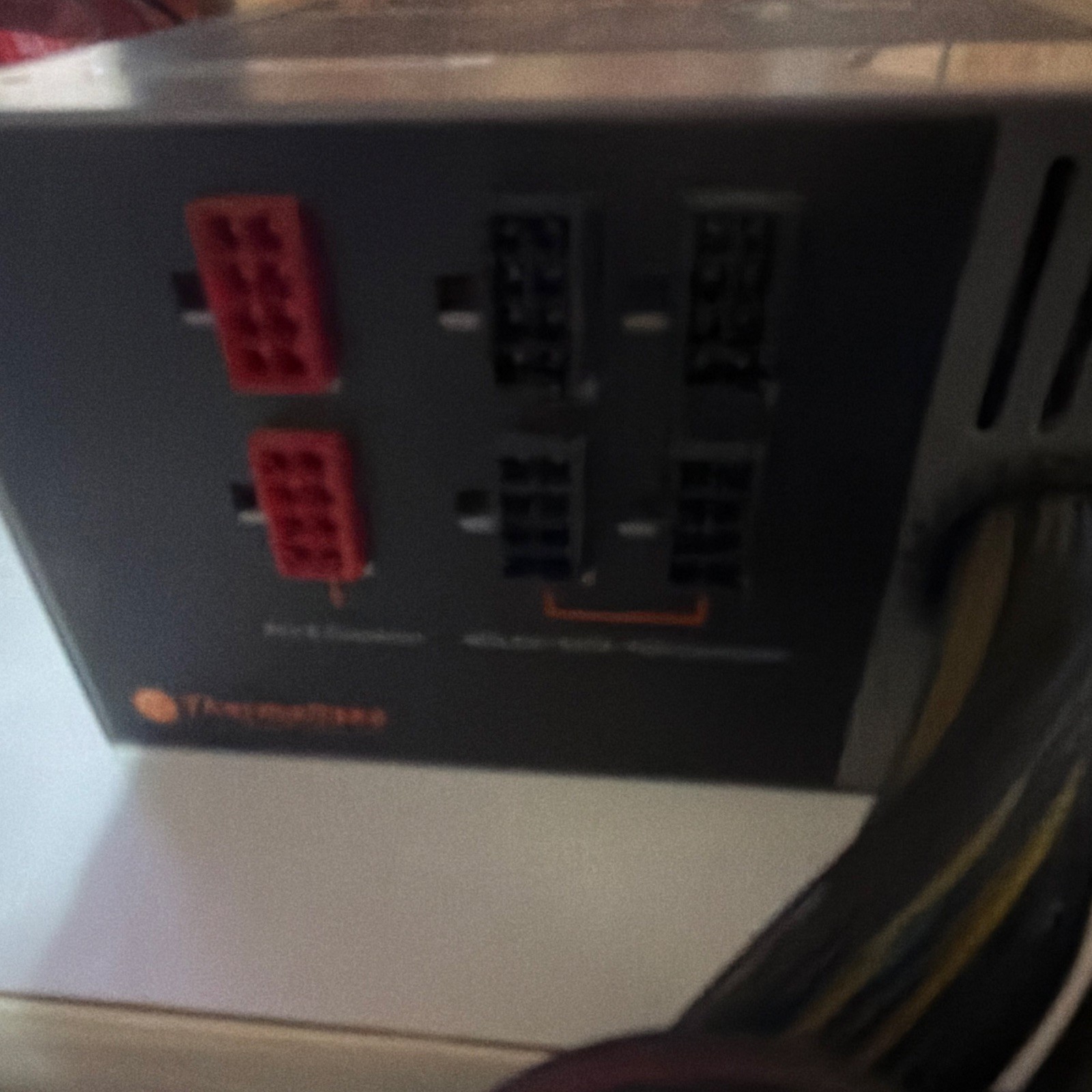 Thermaltake TR2 RX 750W Bronze ATX Modular Power Supply Black/Silver W0382RU