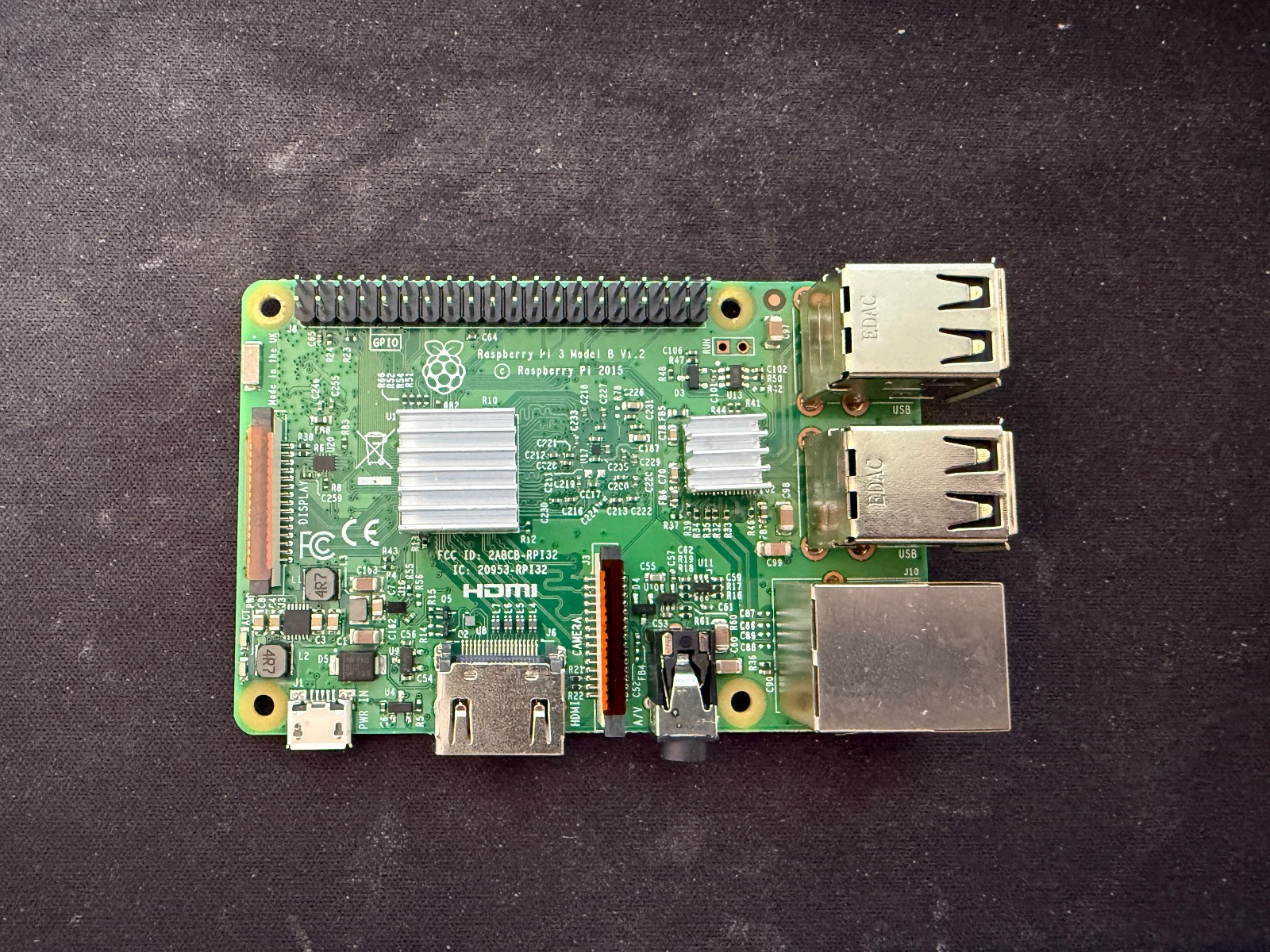 Raspberry Pi 3 Model B v1.2 – 64GB SD Card – Tested – Case – Box – Power