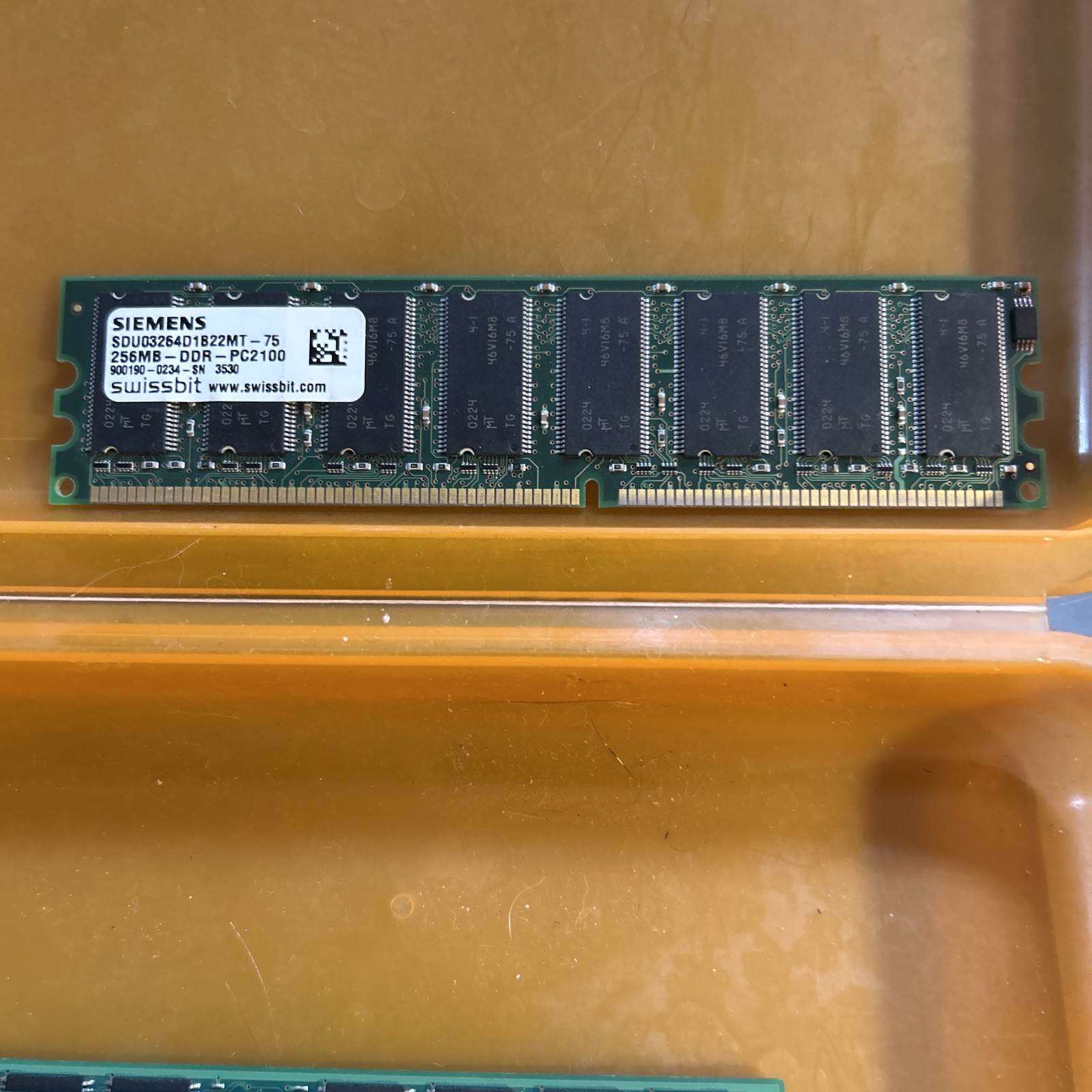 Siemens 256 MB DDR-PC2100 RAM Module (Memory), Manufacturer Swissbit.