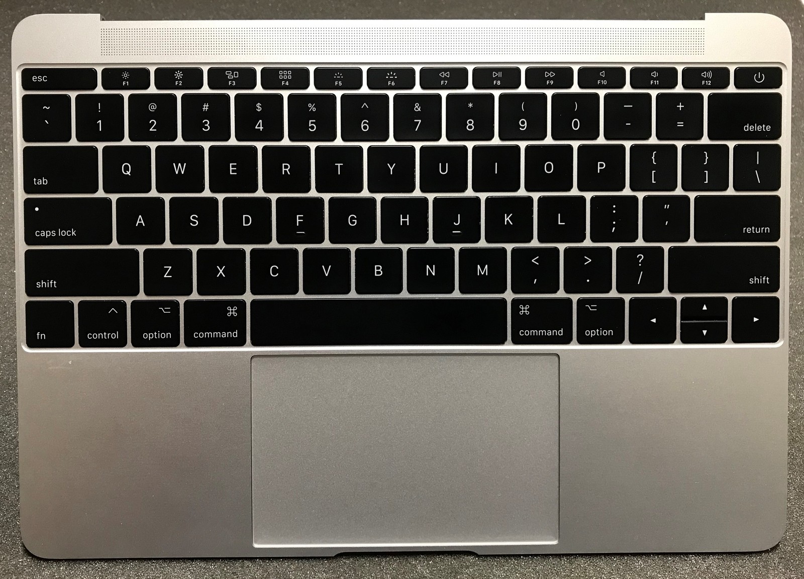 MacBook Retina 12" Top Case US Keyboard/TP - Silver (17)