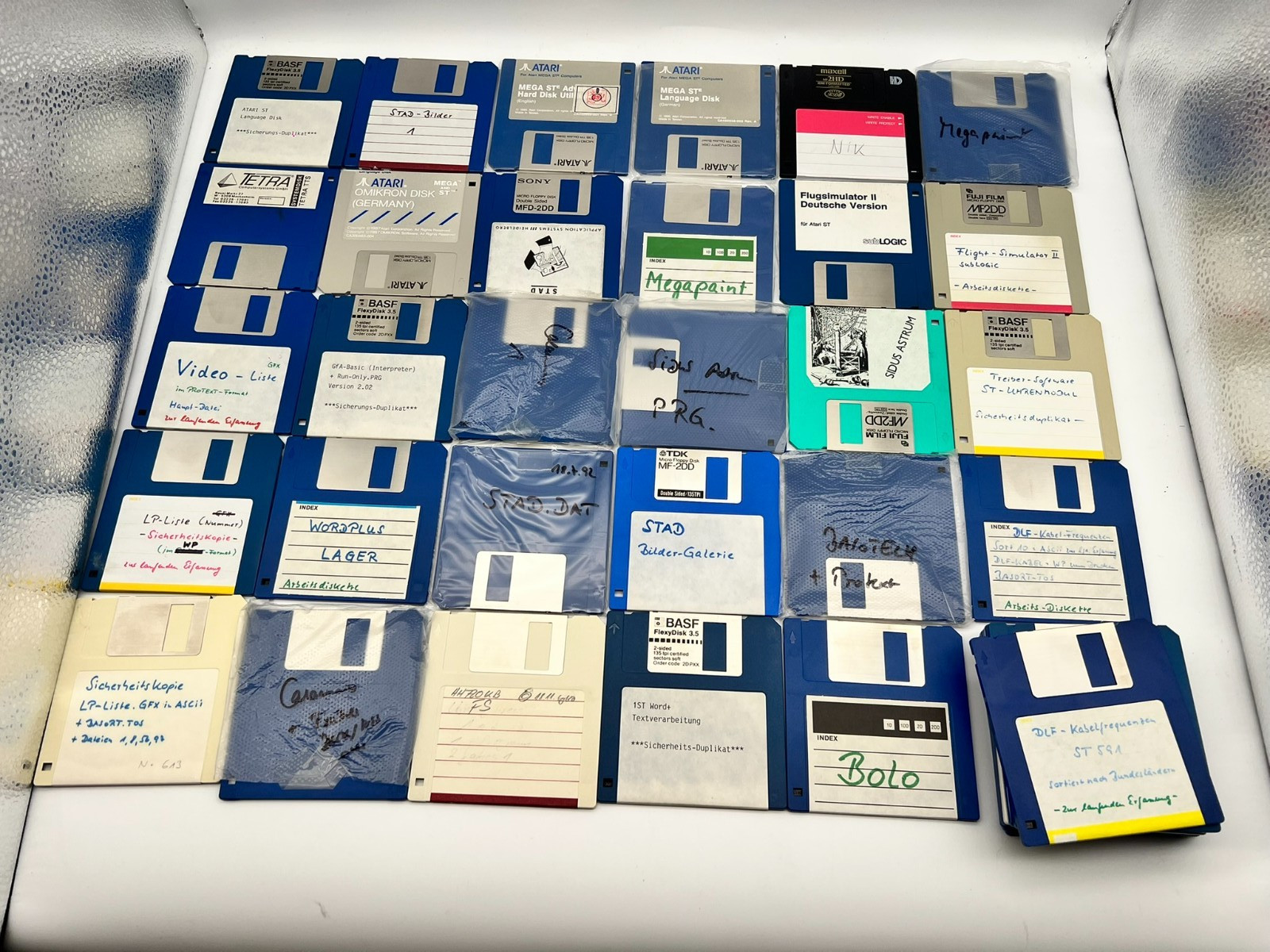💾 Floppy Disks 3.5 Inch 39 Piece Bundle Atari ST MS-DOS Games Inc Box