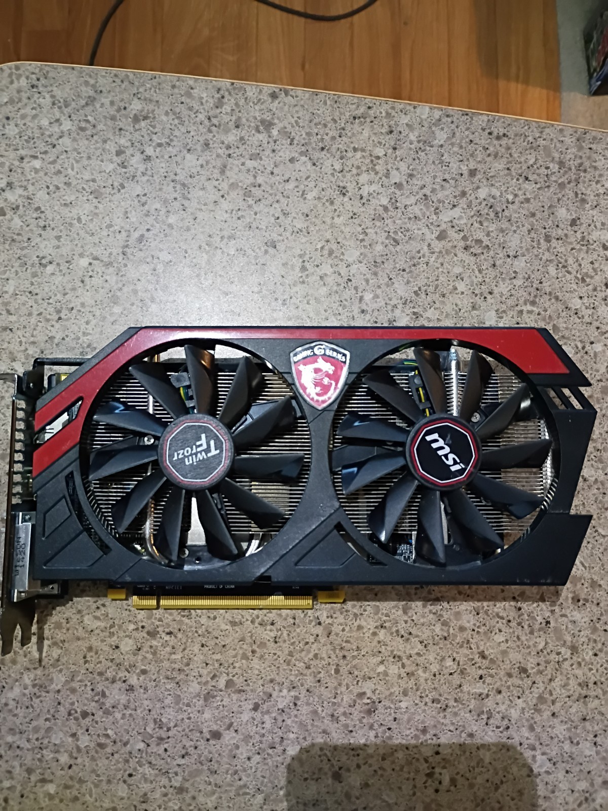 MSI Radeon R9 270 GAMING 2G  FOR PARTS   FANS and SHROUD and HEATSINK