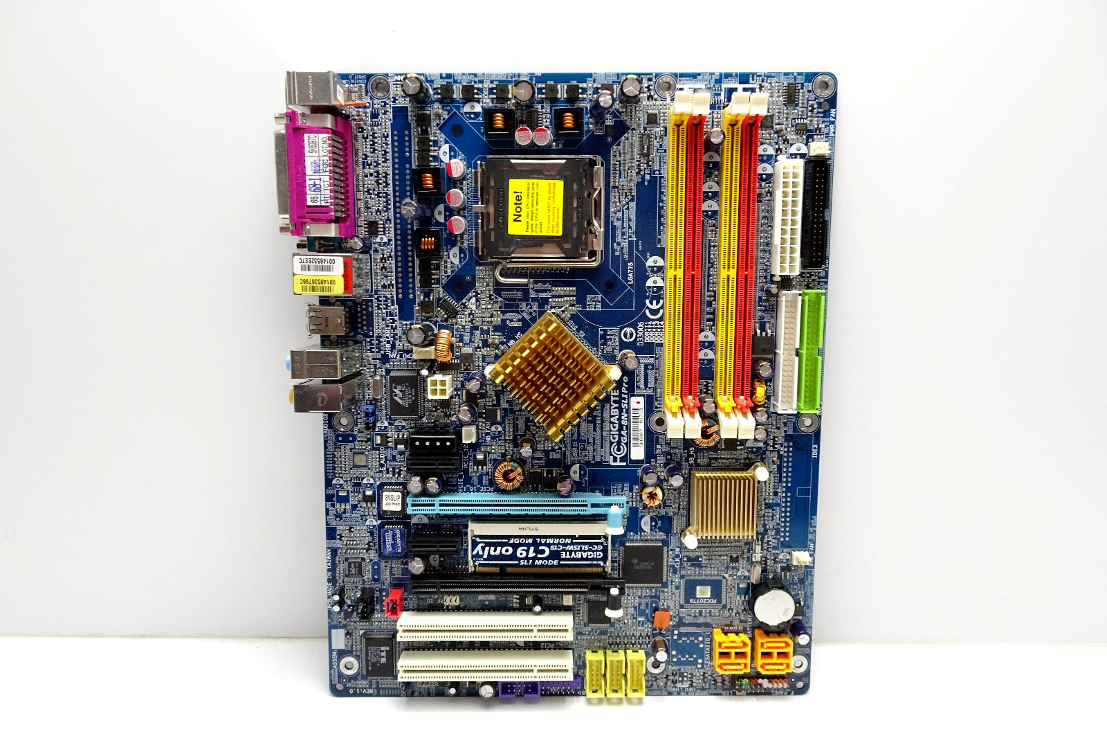 Gigabyte GA-8N-SLI Pro Motherboard | NO CPU/RAM | UNTESTED