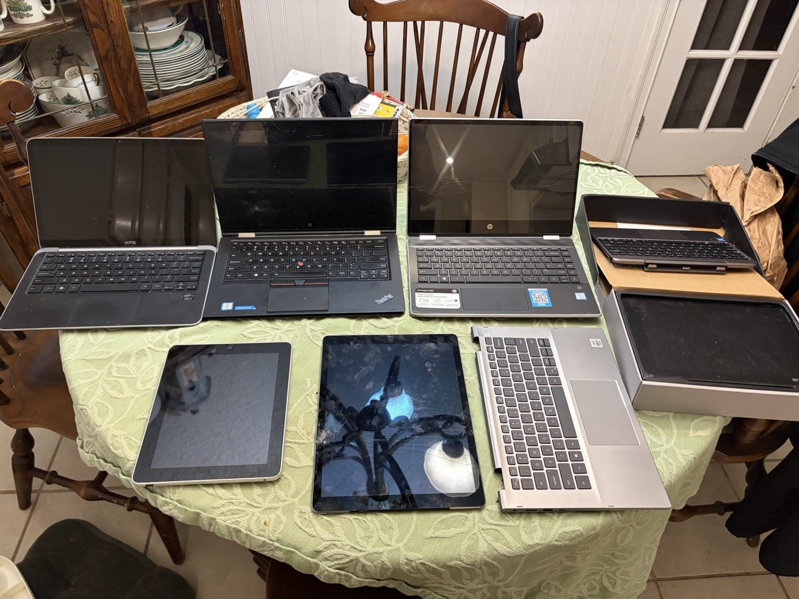 Lot Of 7x Laptops  & Tablets Sold For Parts Or Repair Make OFFER