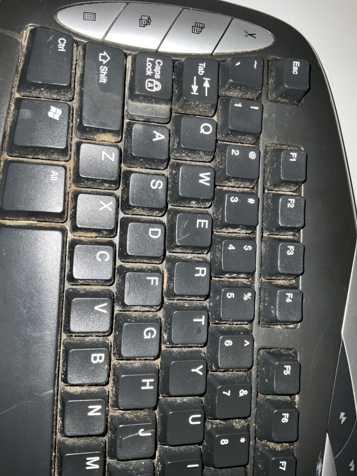 GATEWAY KB-0401 Black/Silver Wired PS/2 Multimedia Keyboard - Tested