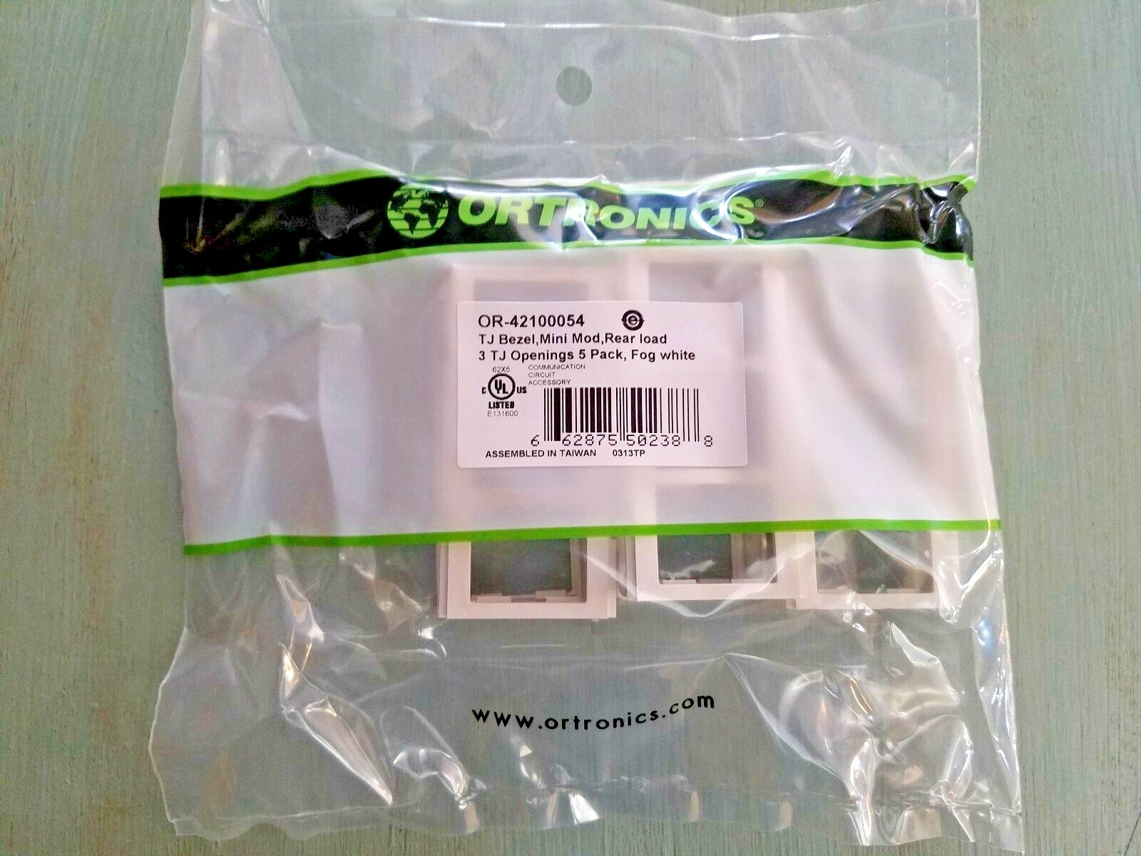 42100054 ORTRONICS TracJack Adapter Rear Load 3-Port Fog White - 5 Pack