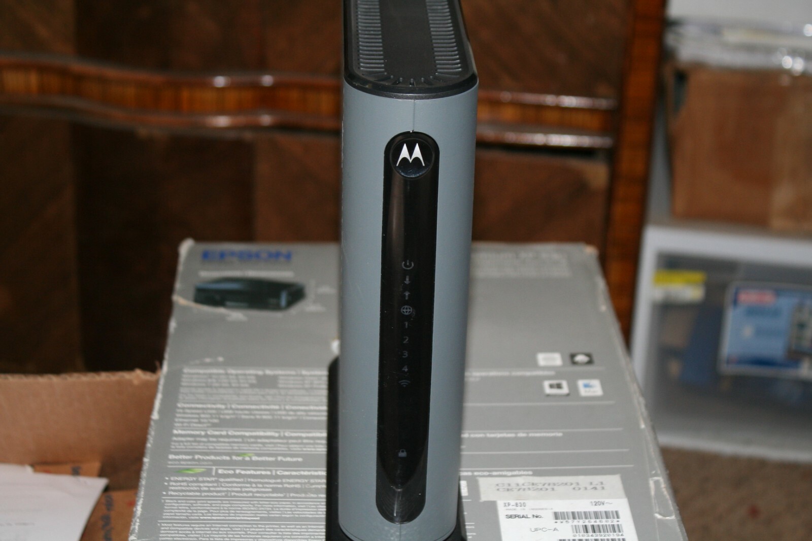 Motorola MG7310 Cable Modem/Router
