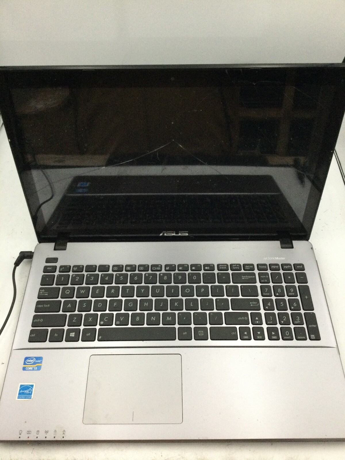 ASUS NOTEBOOK X550C - FOR PARTS - INTEL CORE I3 - NO RAM - READ DESCRIPTION - BB