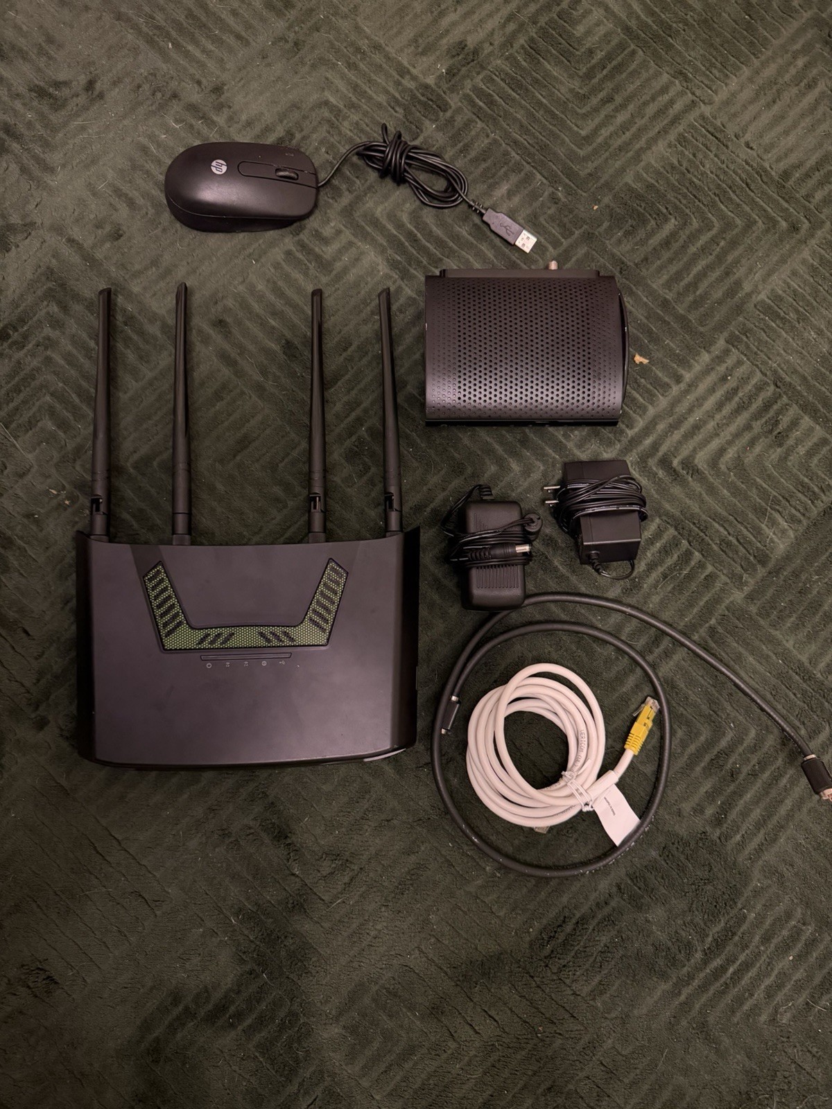 Amped Wireless RTA1900 Titan-High Power AC1900 Wi-Fi Router + Free TP-Link Modem