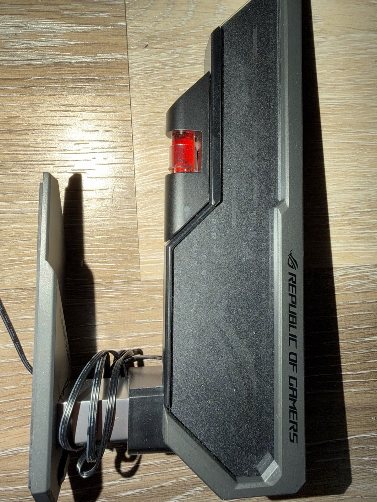 ASUS ROG Herculx Graphics Card Anti-Sag Holder, Inc. Spirit Level, Aura Sync RGB