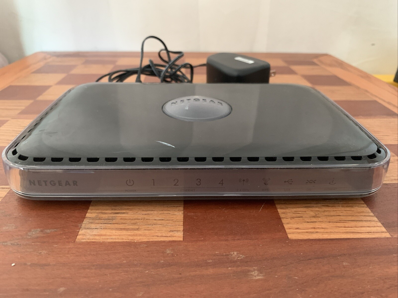 Netgear Rangemax Wireless-N DSL Gigabit Modem Router DGN3500 Used