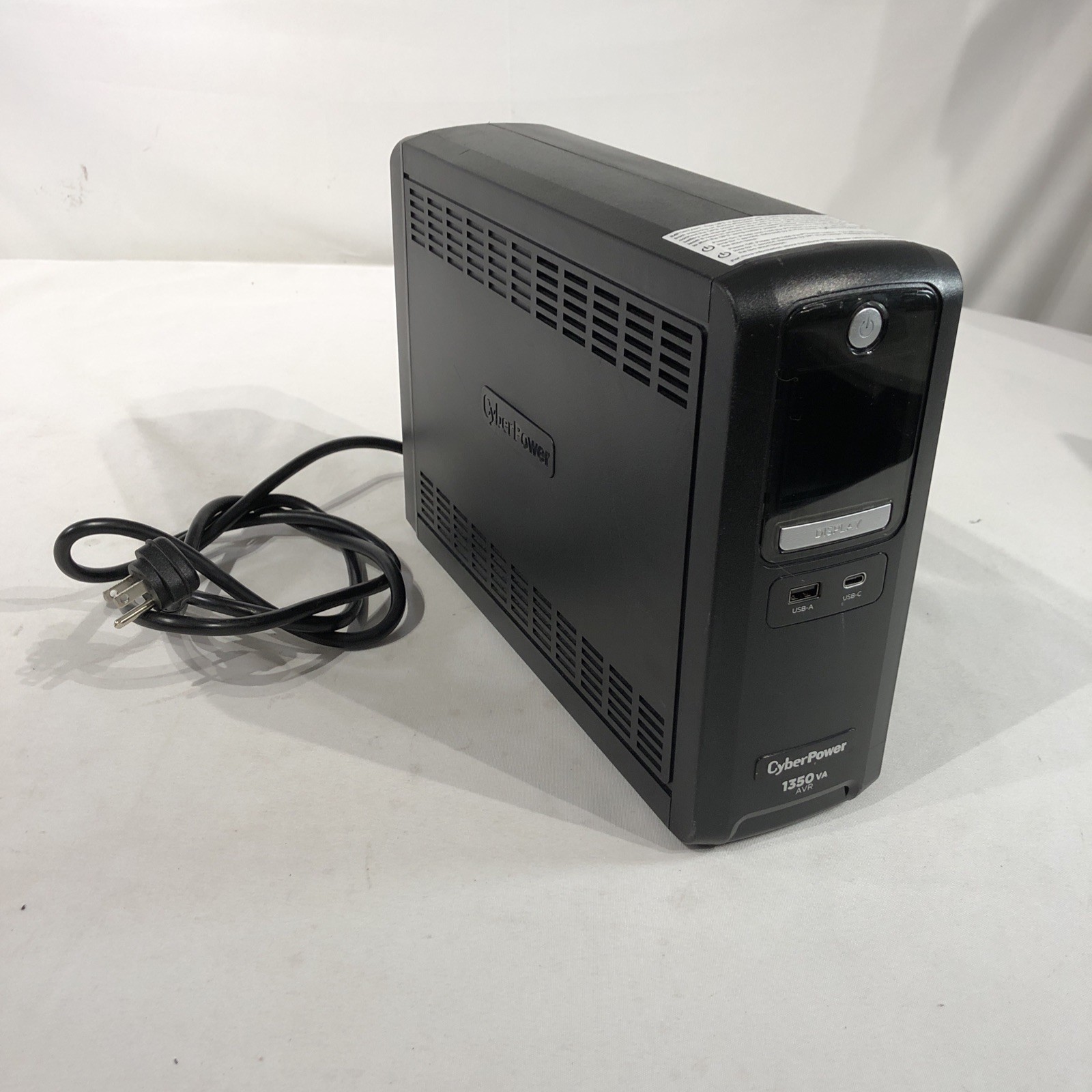 CyberPower Backup CST135UC2 1350 VA / 810W AVR LCD Power Supply, NO Batt