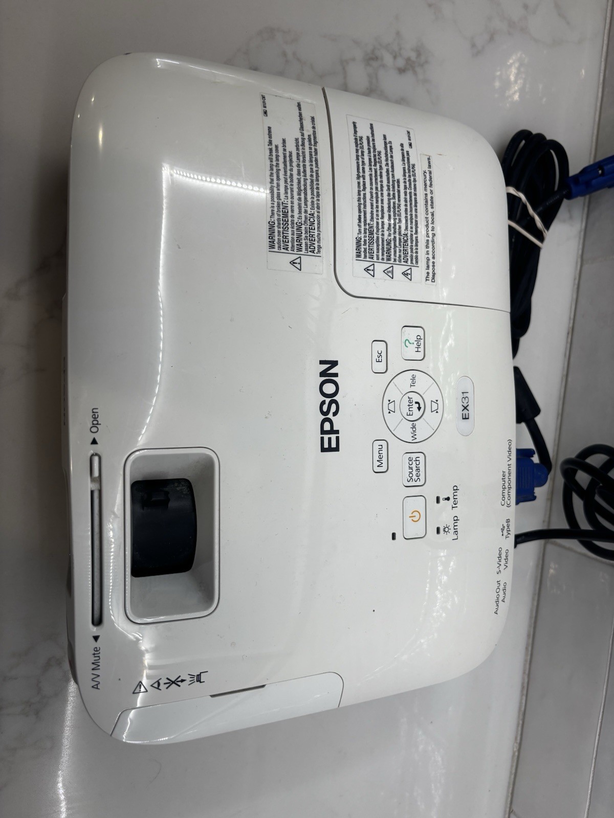 Epson lcd projector EX 31 Model: H309A Works