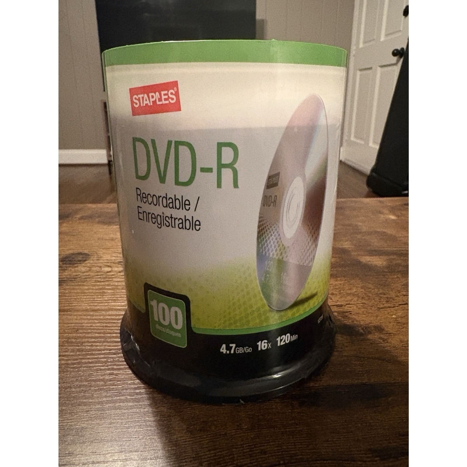Staples Blank DVD-R 4.7GB 16X DVD-R Spindle 100 pack (12735) NEW SEALED media