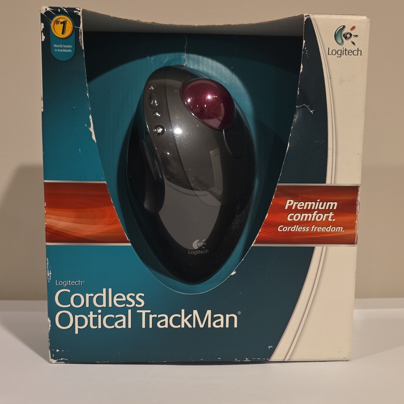 Logitech TrackMan Cordless Optical Mouse 904369-0403 New In Box NOS