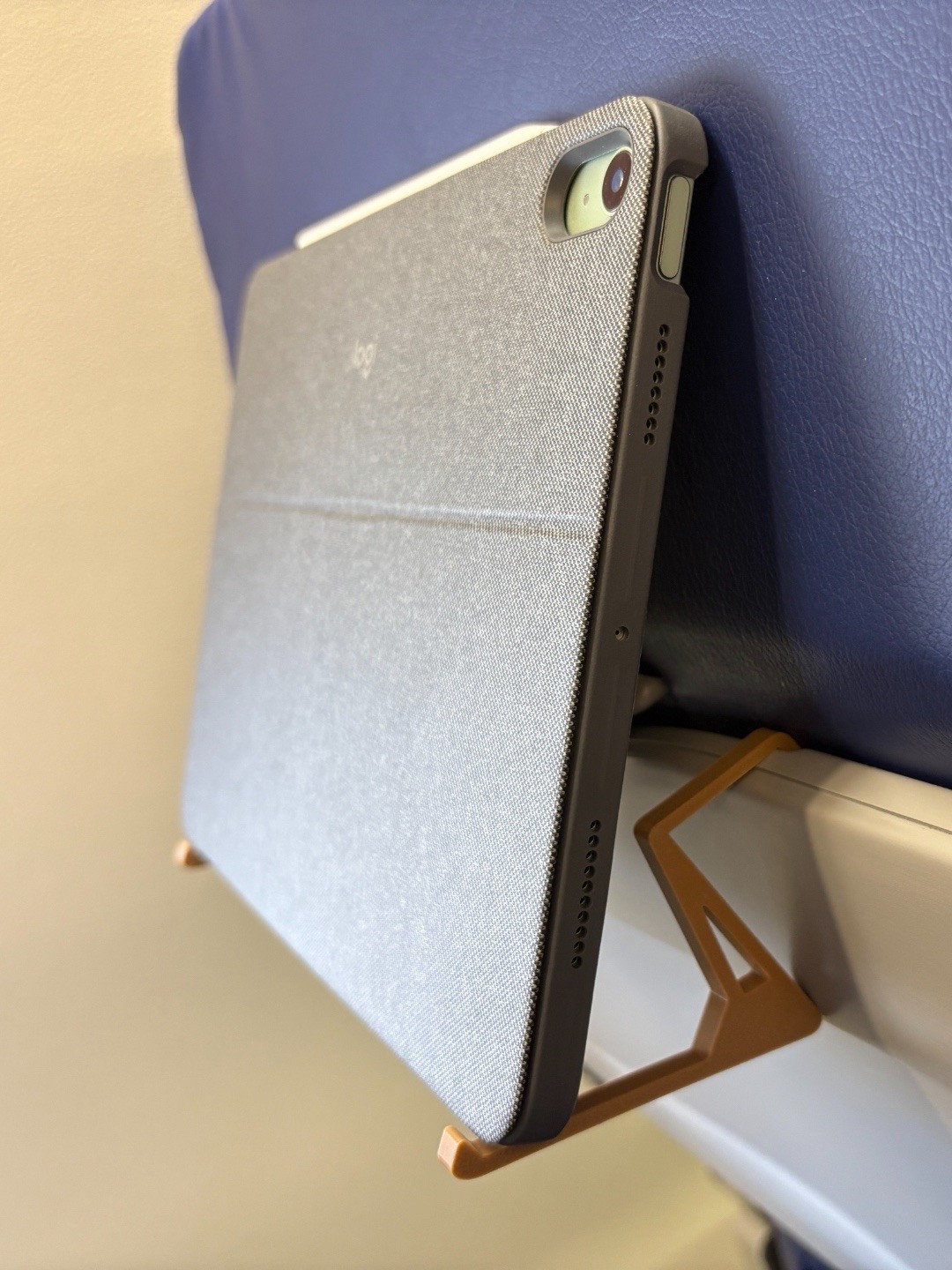 Airplane Tray iPad/iPhone Holder Adjustable