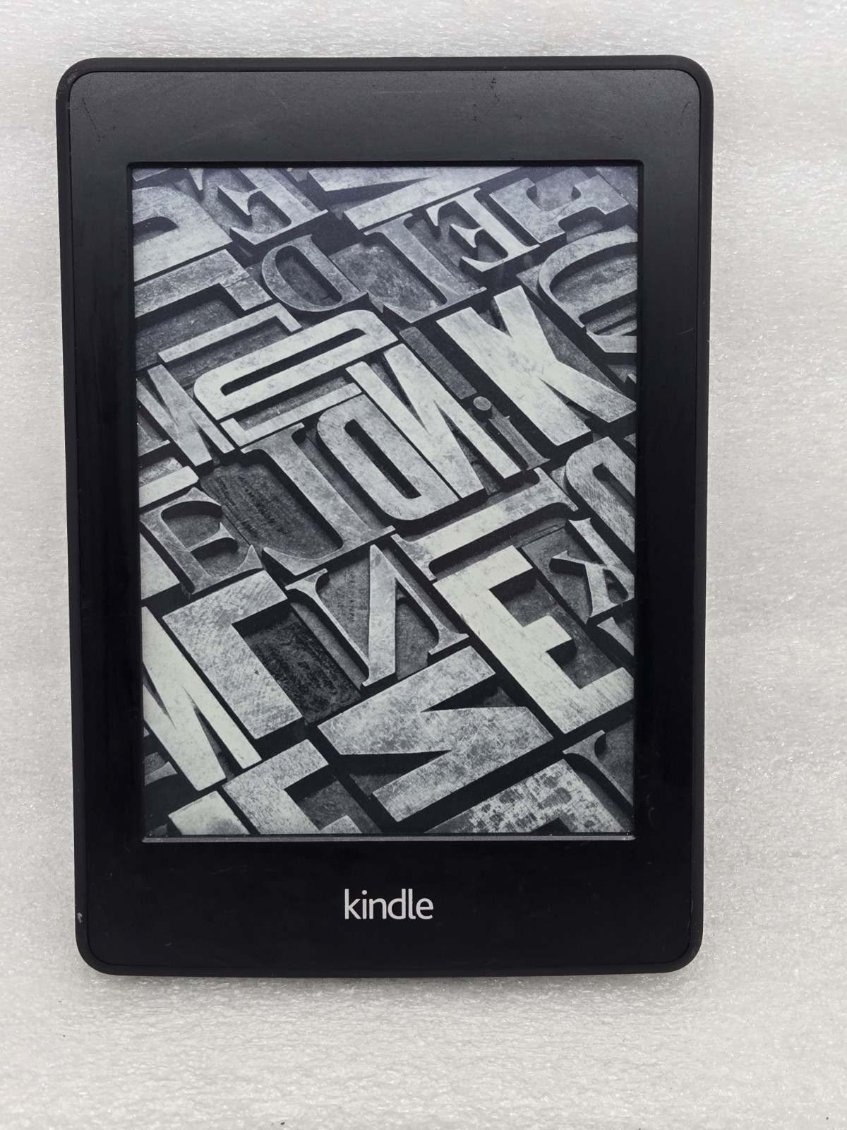 Amazon Kindle 6th Gen. DP75SDI 4 GB Wi-Fi 6" e-Reader FAST  c