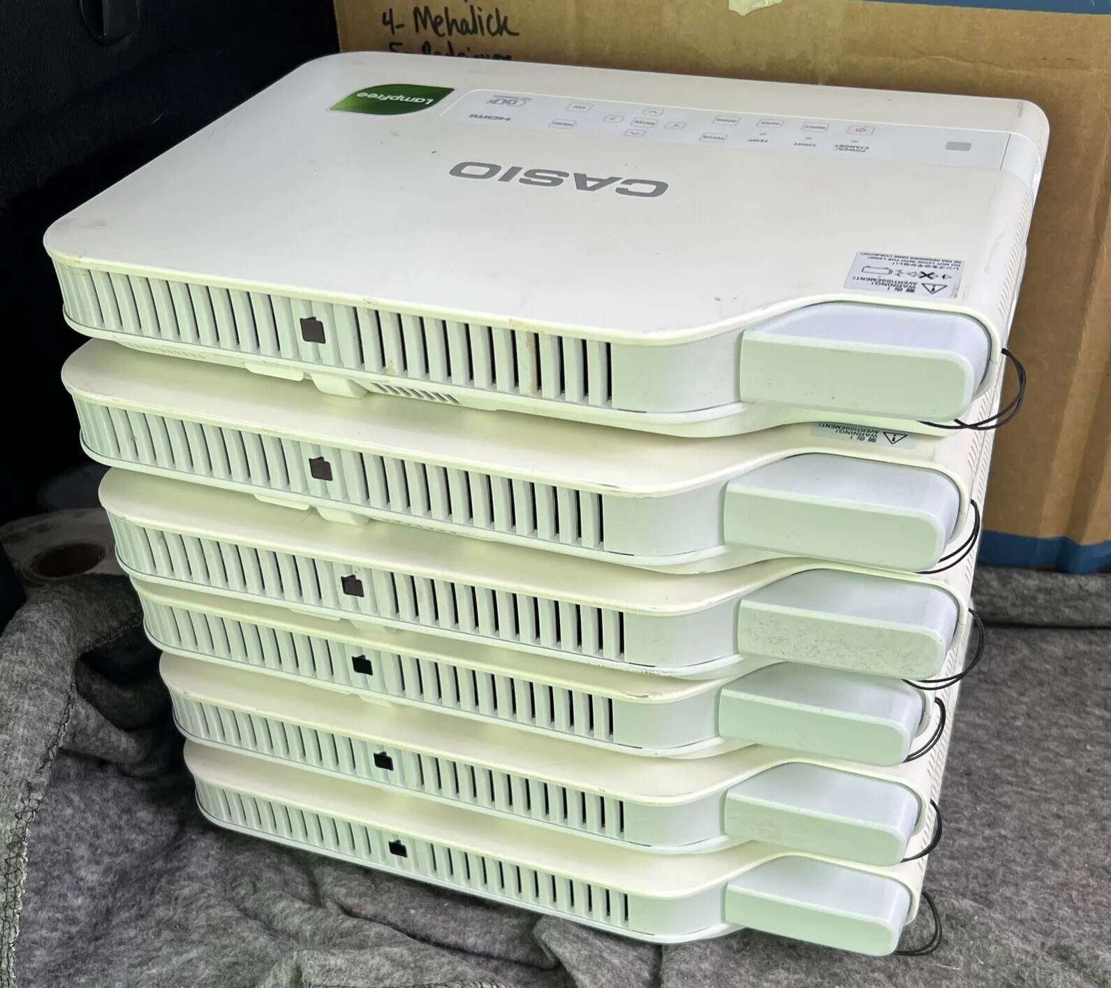 Casio XJ-A142 Slim Desktop Projector