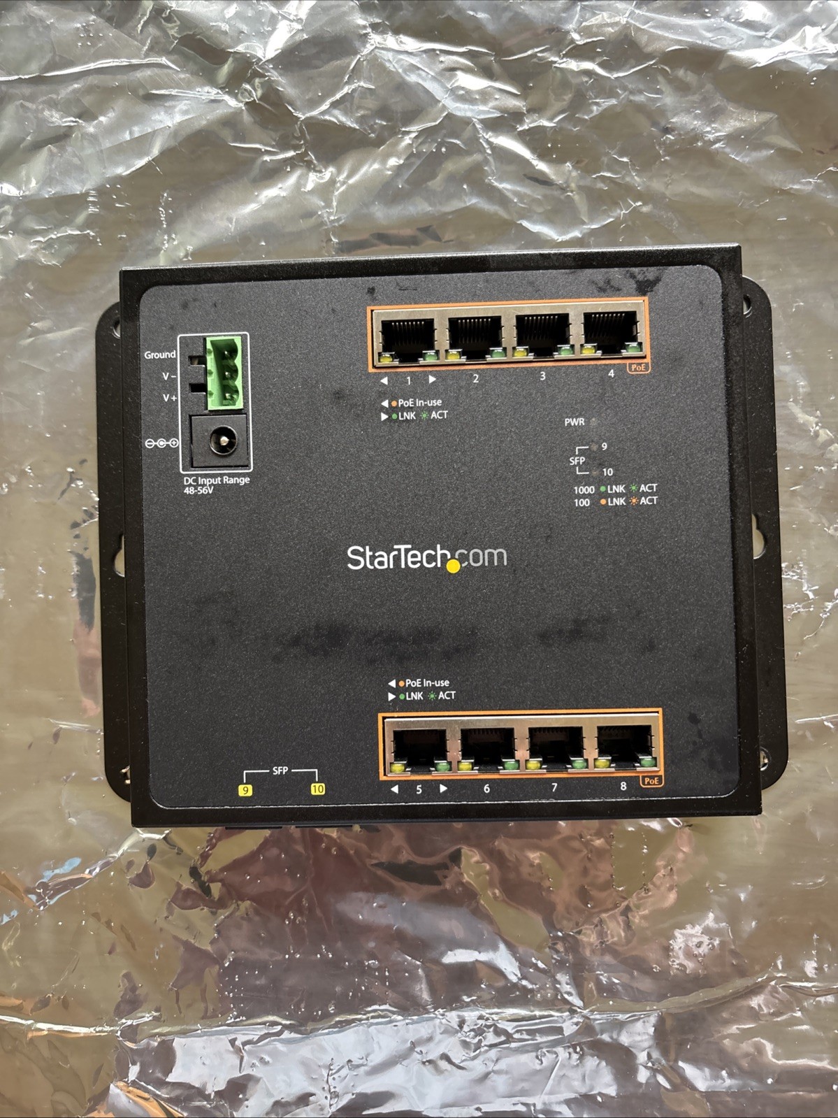 StarTech IES101GP2SFW StarTech.com Gigabit Ethernet Switch - 8 Port PoE+ plus 2