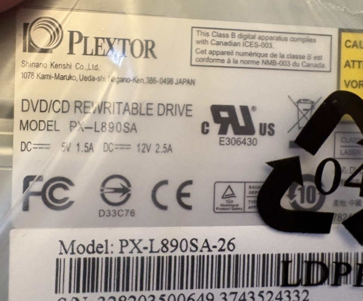 Plextor DVD/CD Rewritable Drive Model PX-L890SA8 New with Disc & Manual Vintage