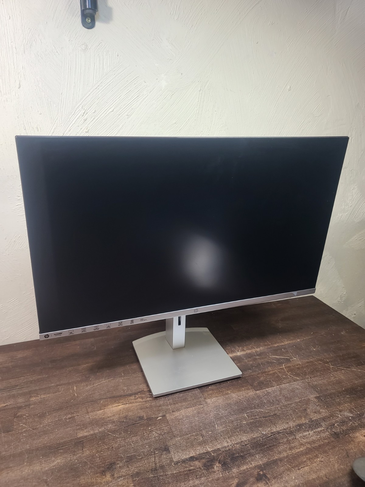HP M24H 20.7" LED 1920 X 1080p Monitor HDMI/VGA Used Good Condition NO CORDS 