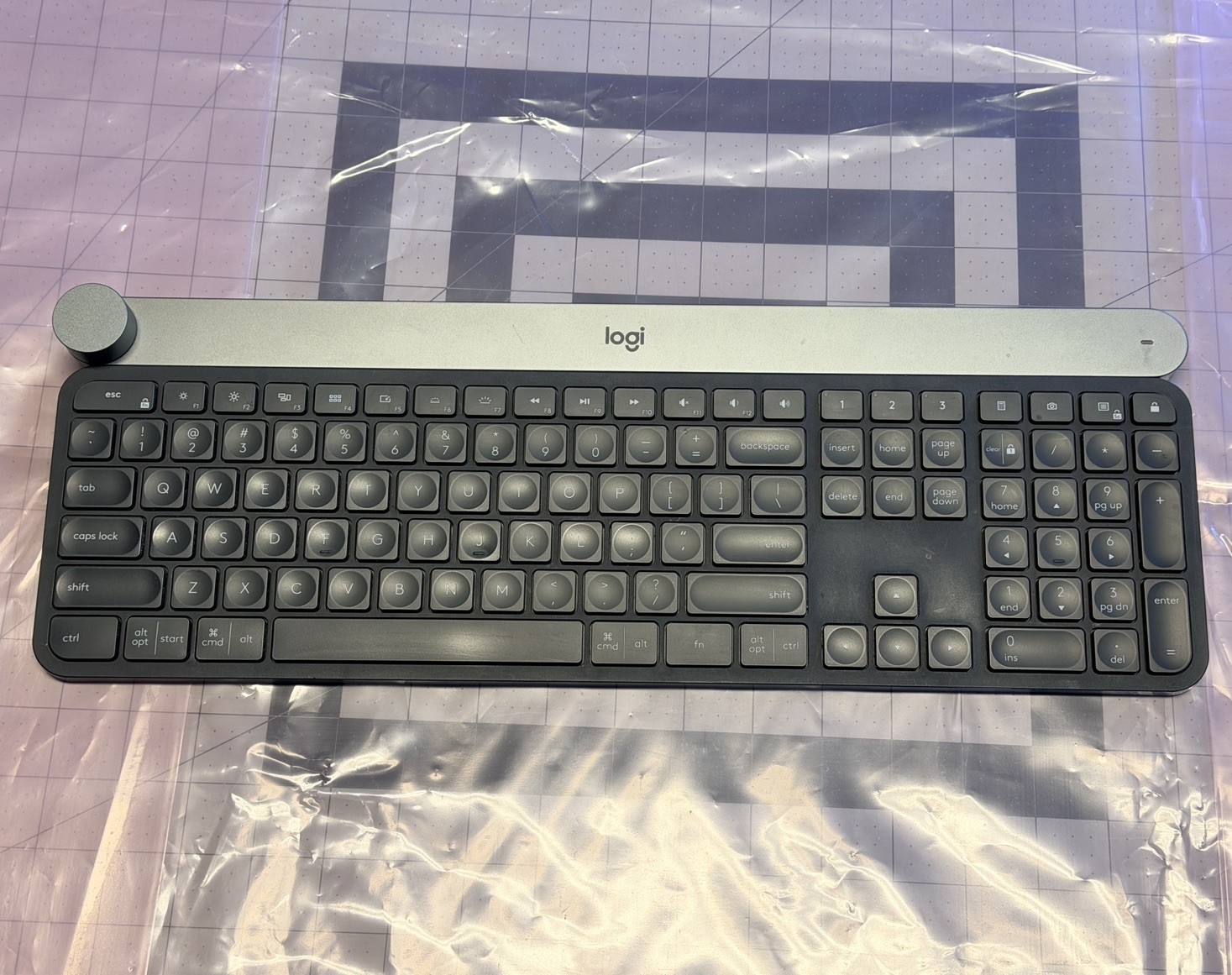 Logitech Craft Wireless Bluetooth Backlit Keyboard Creative Dial no USB/Dongle 