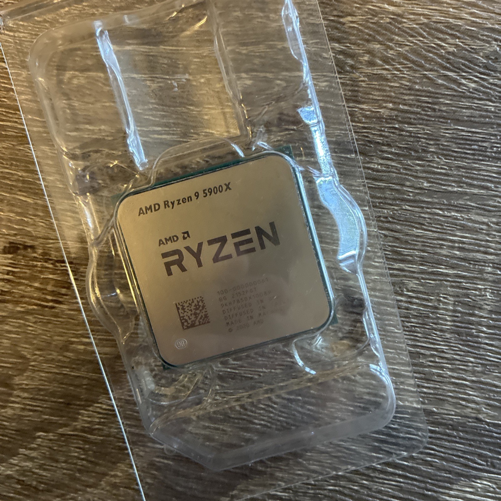 AMD Ryzen 9 5900X Desktop Processor (4.8GHz, 12 Cores, Socket AM4)