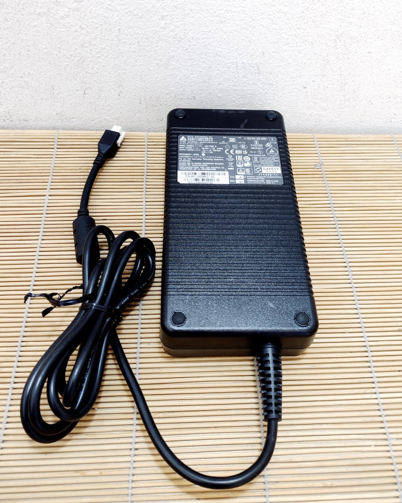 Delta ADP-150BR B Power Supply AC Adapter 341-100399-01 150W 12V 6A -53.5v 1.55A