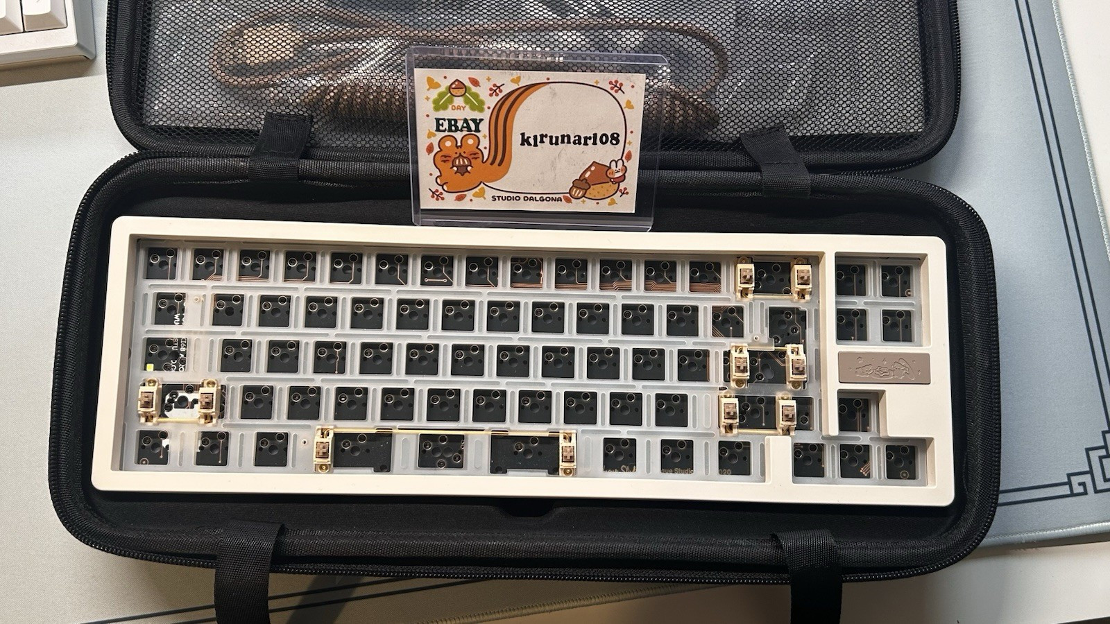 OSUME Dalgona x WUQUE STUDIOS Ikki68 Aurora - Custom Keyboard w. Case & Cable