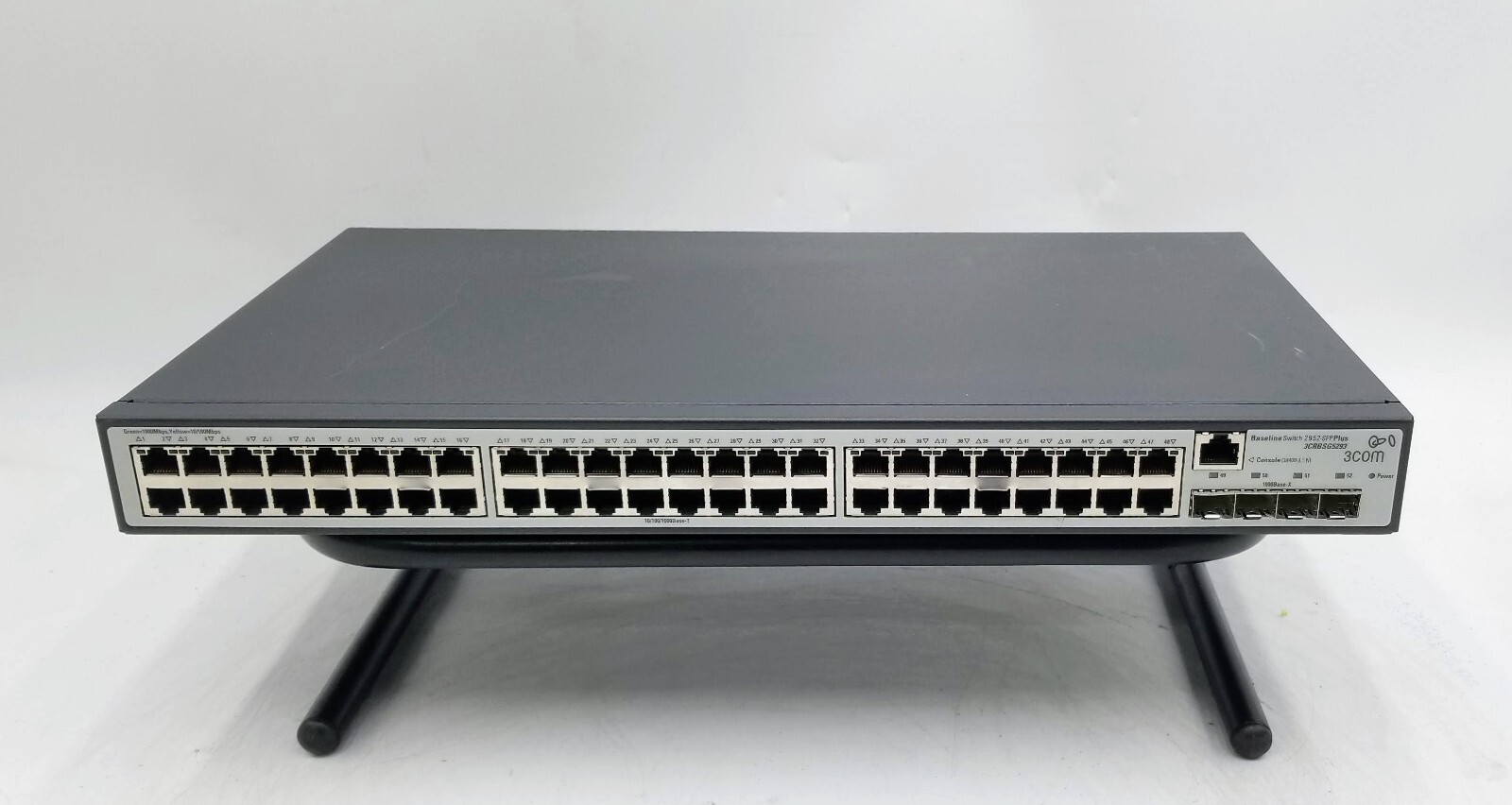 3COM Baseline 2952-SFP Plus 3CRBSG5293 Switch