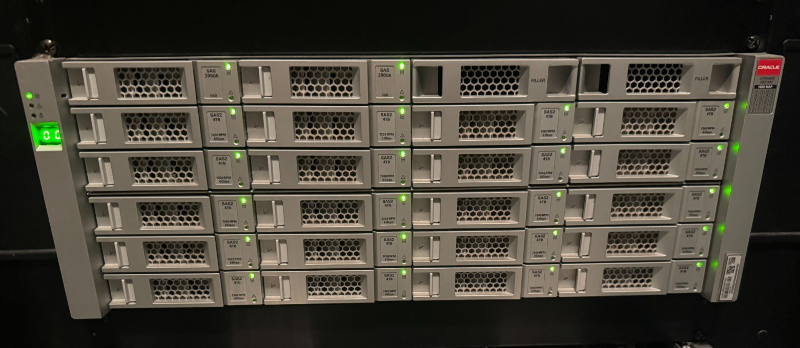 SUN ORACLE DE2-24C 24 BAY STORAGE ARRAY 80TB W/PCI  SAS3 HBA Cards for Servers