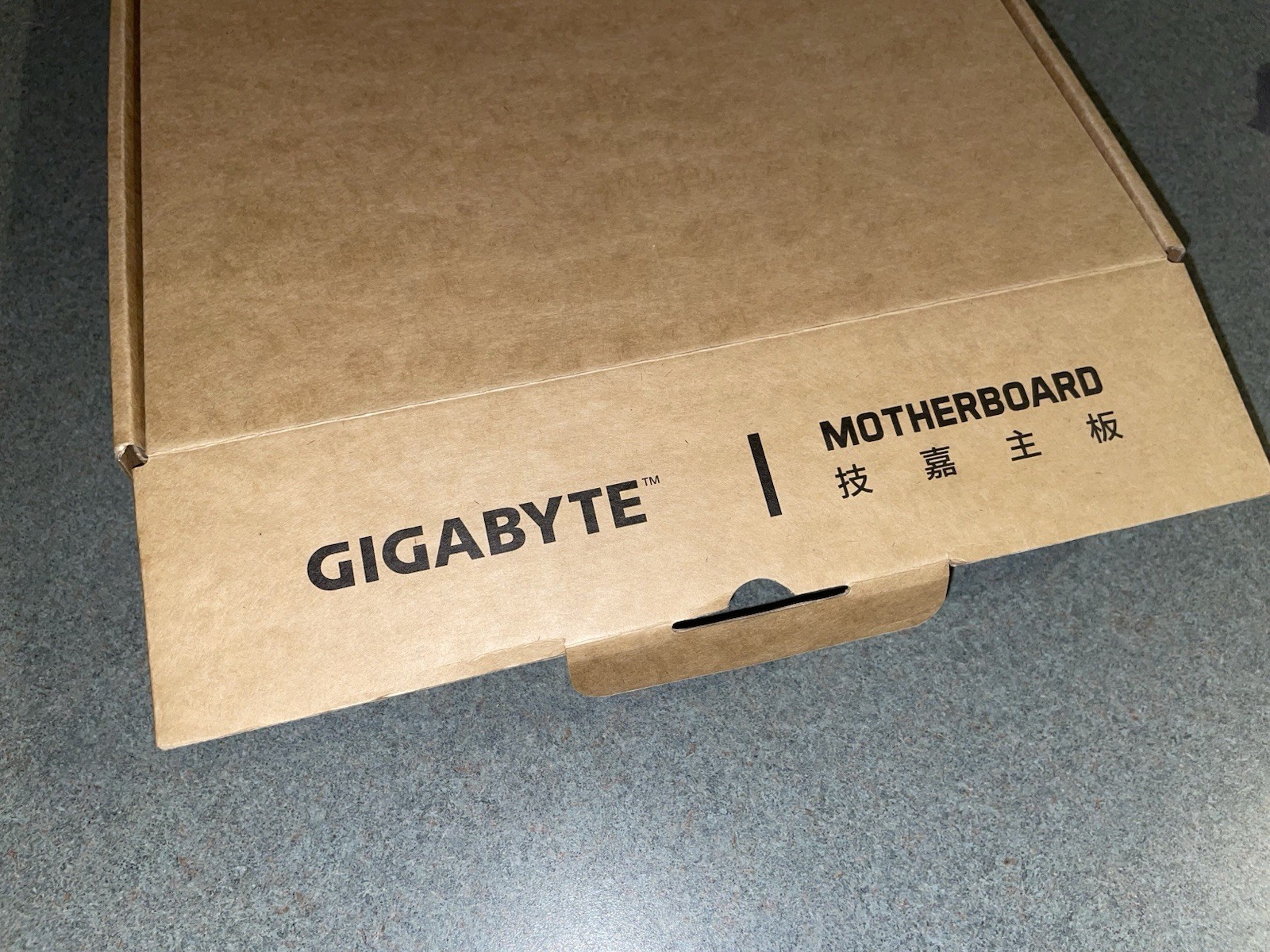 GIGABYTE MC13-LE2 Server Motherboard - AMD EPYC™ 4005/4004 & Ryzen™ 9000/7000 