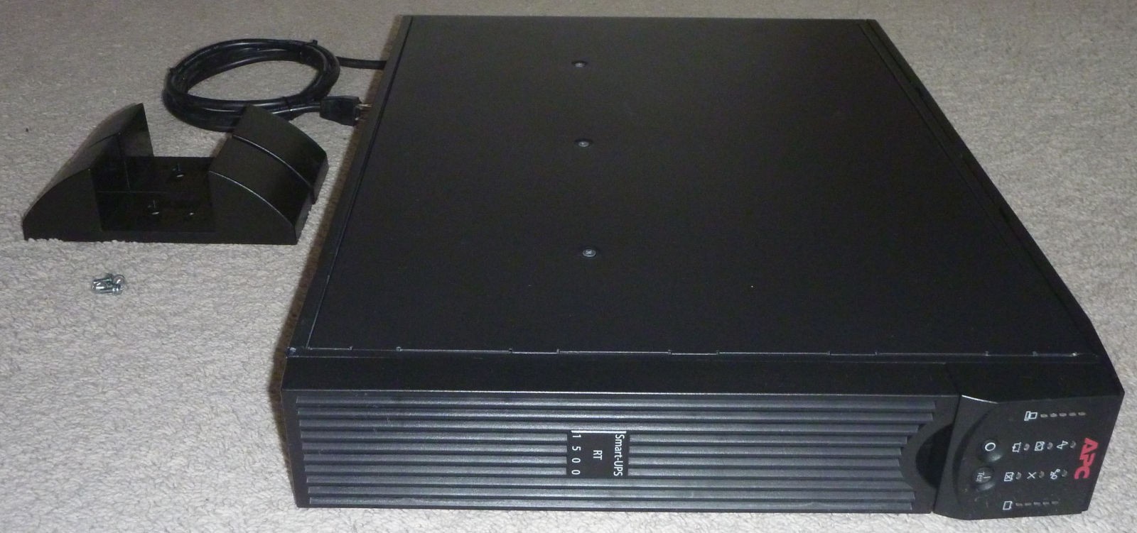APC SURTA1500XL Smart-UPS RT 1500 VA Uninterruptible Power Supply (for Parts)