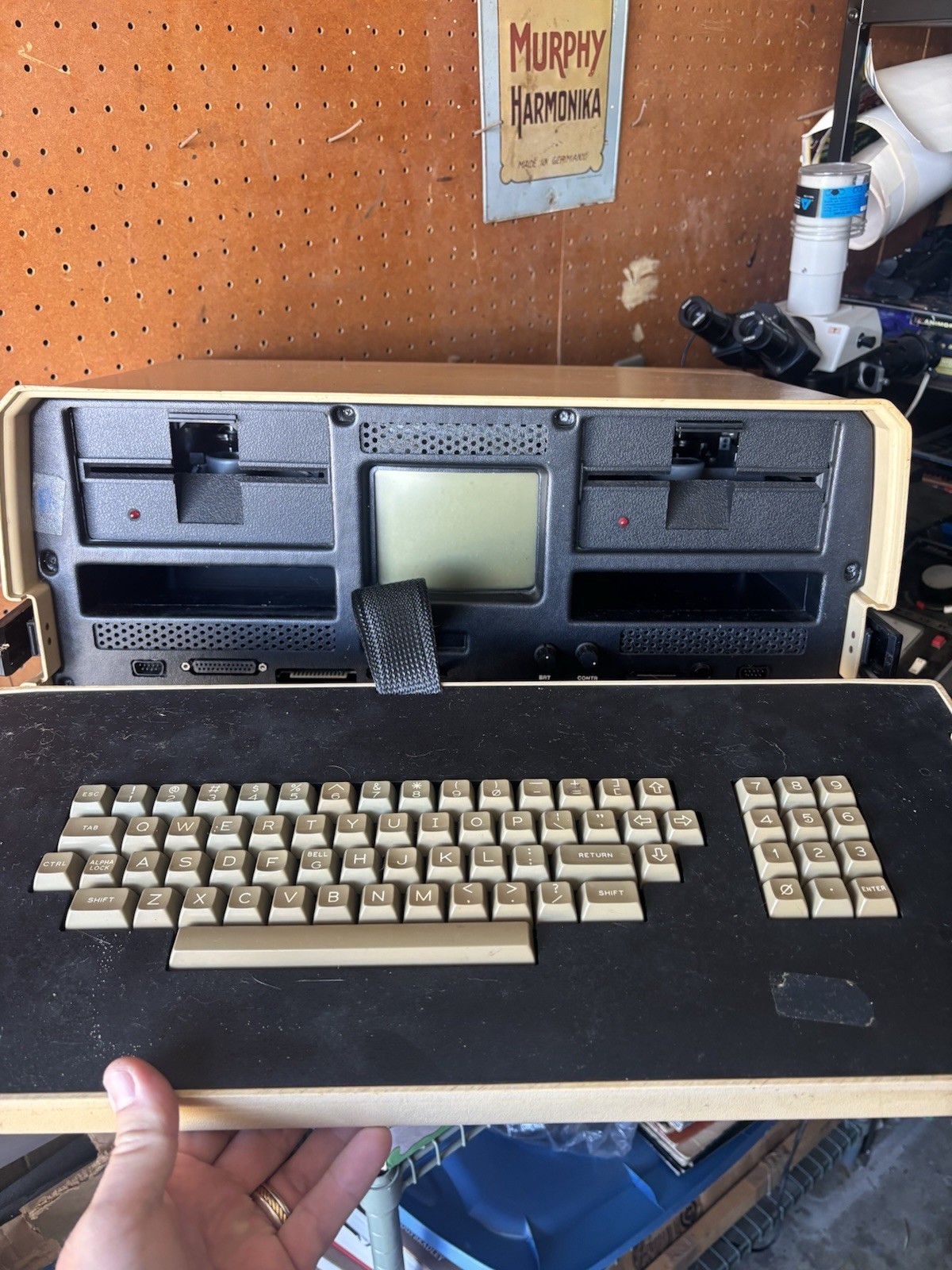 Osborne 1 Computer Vintage Personal Computer 1980’s Vtg Powers On As Is