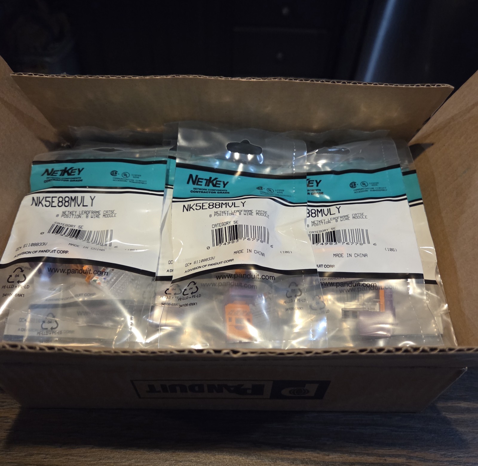49PCS New For NK5E88MVLY NetKey Leadframe Keystone Cat5e Jack Module Open Box