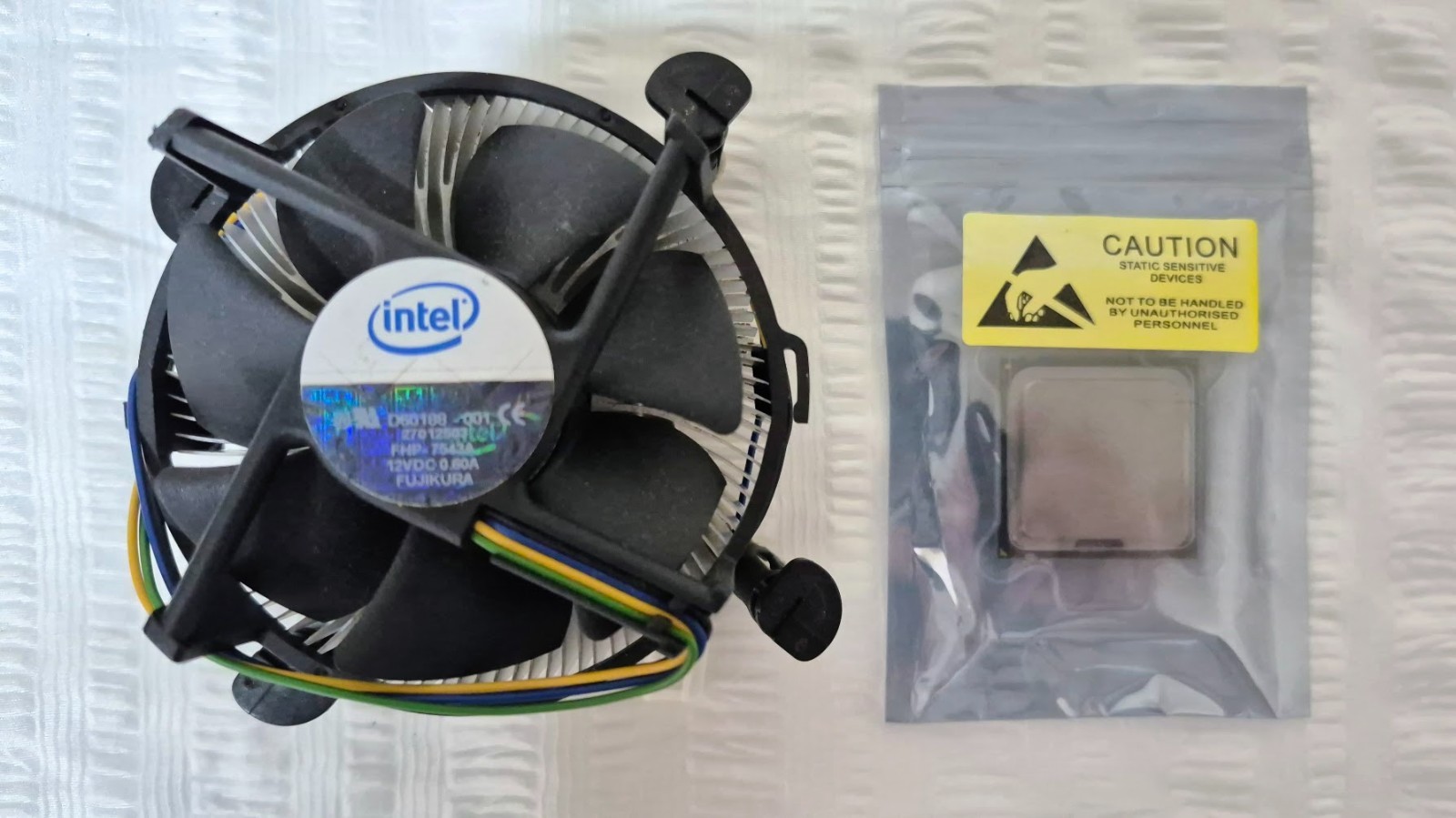 Intel Core 2 Duo E6400 2.13GHz LGA 775 CPU SL9T9 + OEM Copper Core Heatsink 4Pin